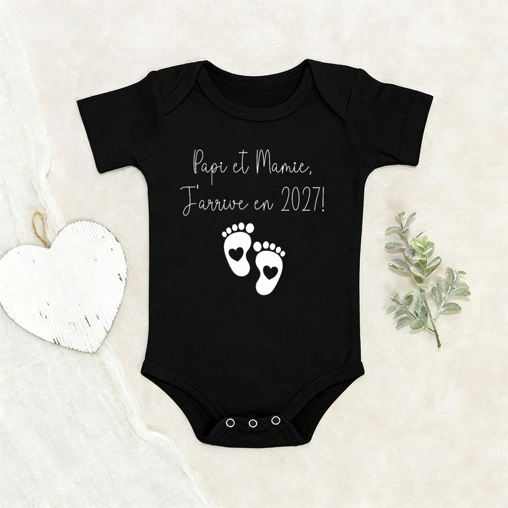 Combinaison Bébé Annonce de Grossesse 2027 – Plusieurs Coloris