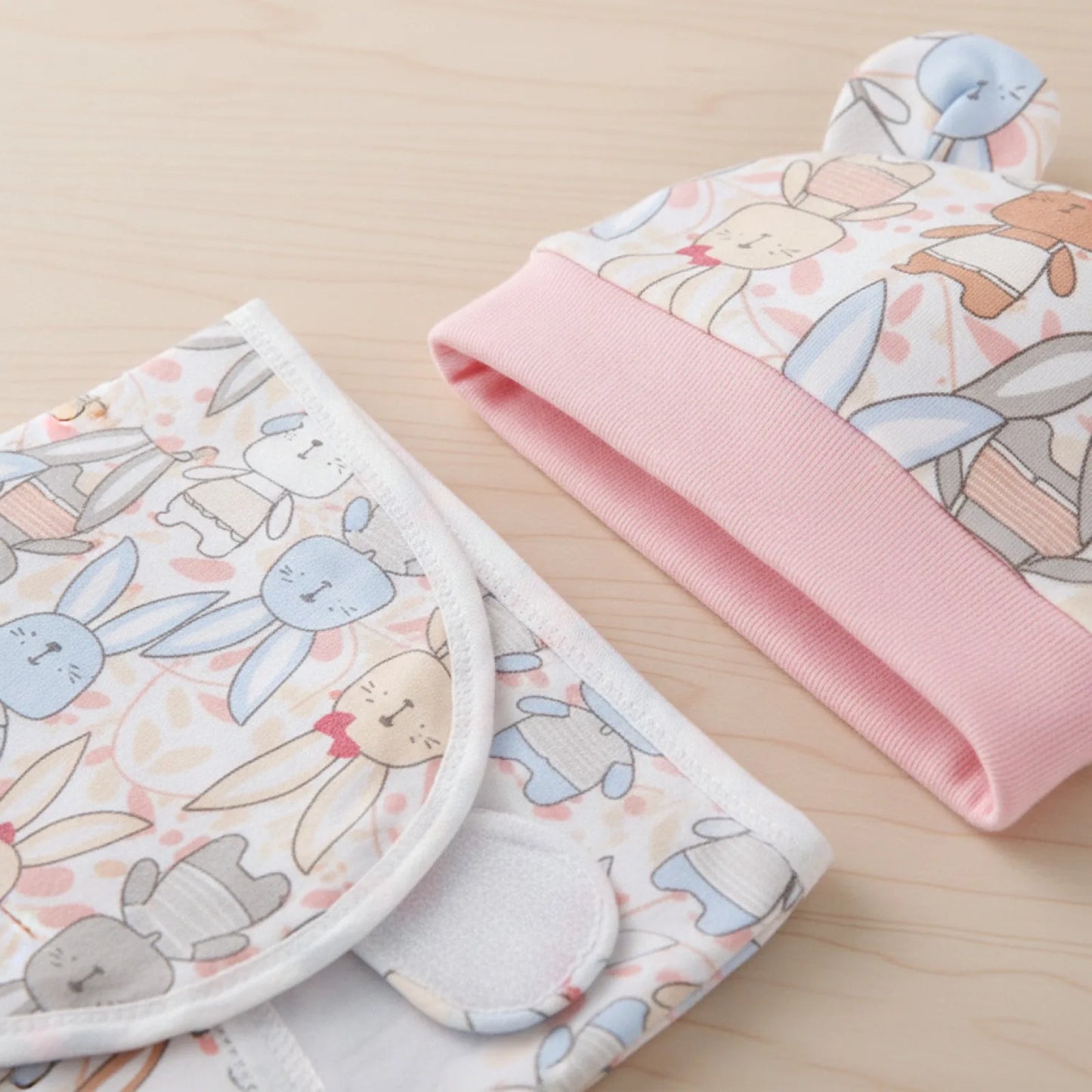 Ensemble Bébé Cocon Douceur : Couverture & Chapeau Coton